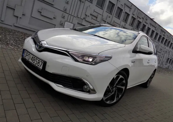 pomorskie Toyota Auris cena 55900 przebieg: 212000, rok produkcji 2015 z Częstochowa